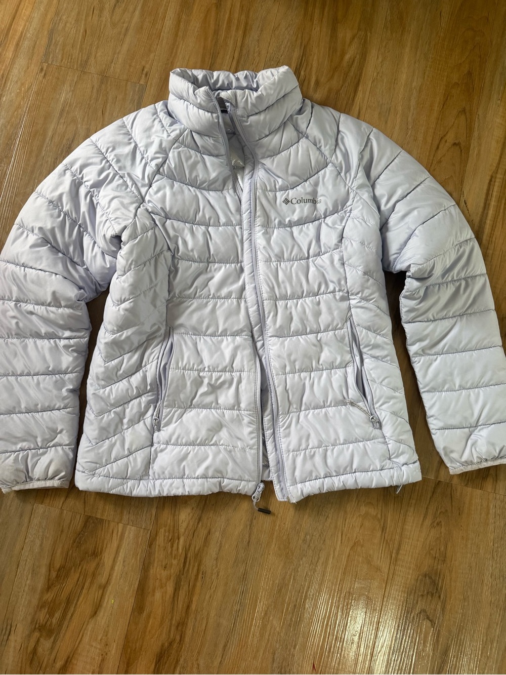 Columbia Women's Light Gray Puffy Jacket - Insulated Zip Front